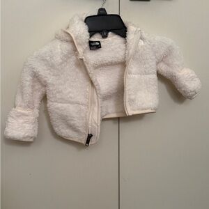 The North Face Infant Campshire Hoodie Fleece Jacket in Gardenia size 3-6 months